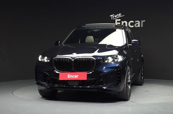BMW X5 xDrive 40i M Sport — пробег 6 192 км — фото 3 из 5