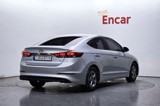 Hyundai AVANTE 1.6 GDI Smart — пробег 90 854 км — фото 2 из 5