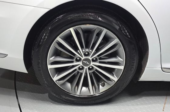 Genesis EQ900 3.3 T-GDI AWD Premiun Luxury — пробег 197 491 км — фото 5 из 5