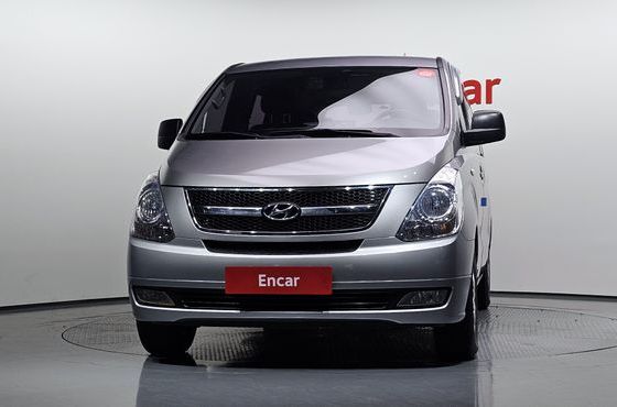 Hyundai Starex 12-Seater Wagon CVX Premium — пробег 144 683 км — фото 3 из 5