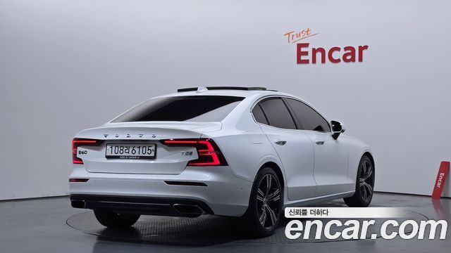 Volvo S60 из Кореи Encar