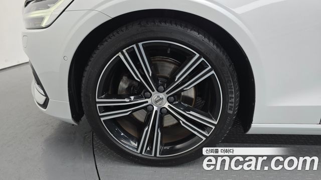 Volvo S60 из Кореи Encar