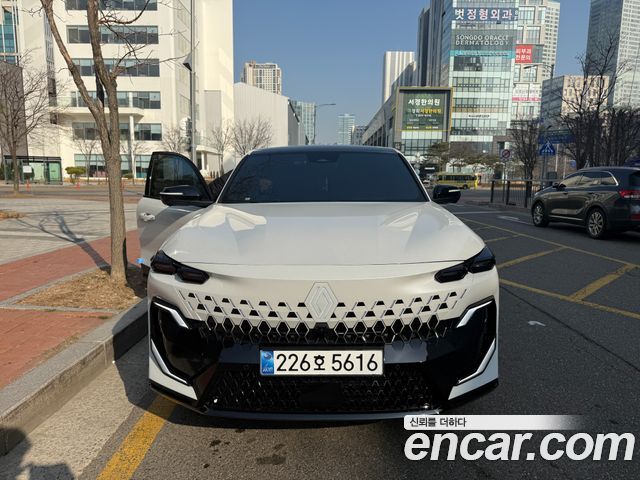 Renault (Samsung) Filante 1.5 E-Tech Esprit Alpine 2WD — пробег 2 200 км — фото 1 из 5