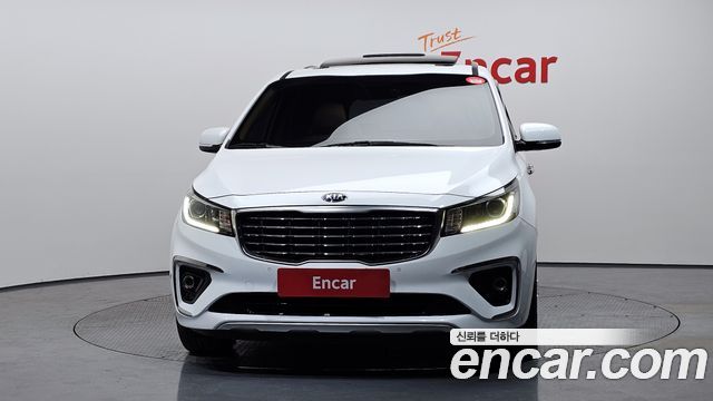 Kia Carnival из Кореи Encar