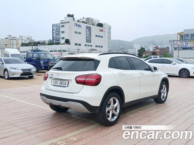 Mercedes-Benz GLA-Class GLA220 — пробег 18 130 км — фото 4 из 5