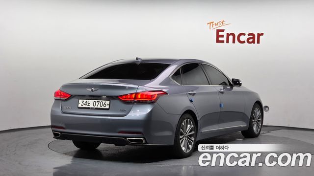 Hyundai Genesis из Кореи Encar