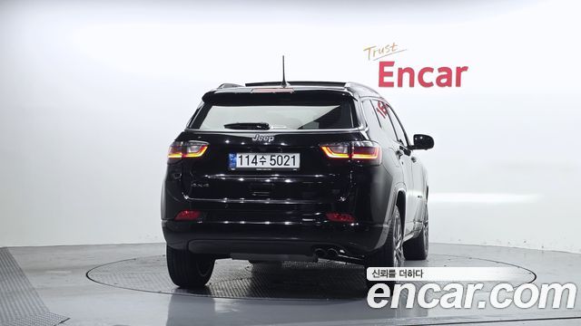 Jeep Compass из Кореи Encar