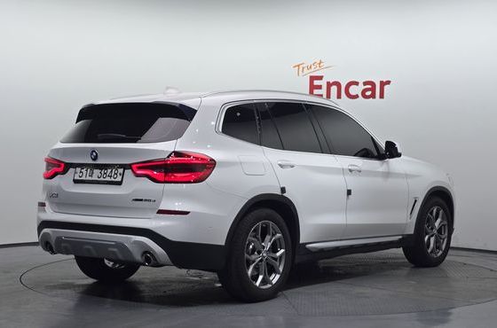 BMW X3 xDrive 20d — пробег 37 903 км — фото 2 из 5