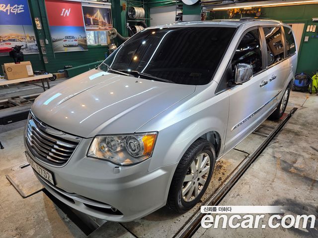 Chrysler Grand Voyager из Кореи Encar
