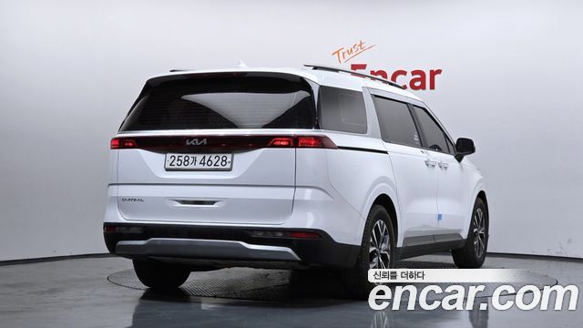 Kia Carnival Gasoline 9-Seater Prestige — пробег 287 767 км — фото 2 из 5