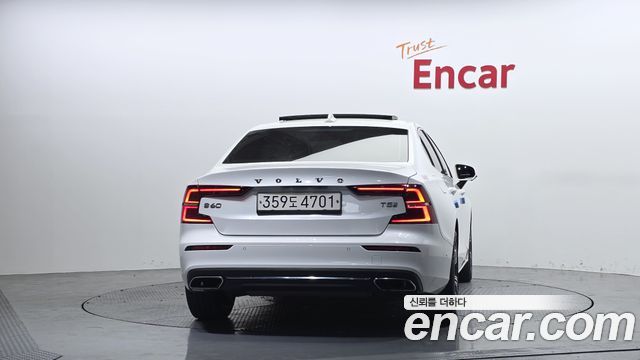 Volvo S60 из Кореи Encar