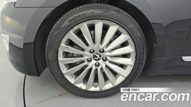 Hyundai Equus из Кореи Encar