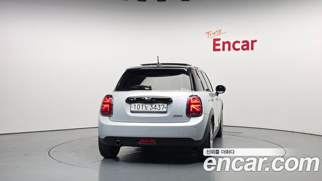 Mini Cooper из Кореи Encar
