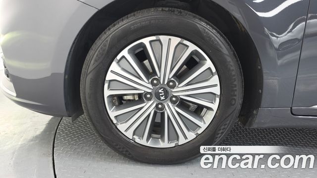 Kia K7 из Кореи Encar
