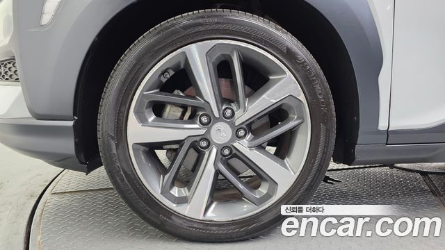 Hyundai Kona из Кореи Encar