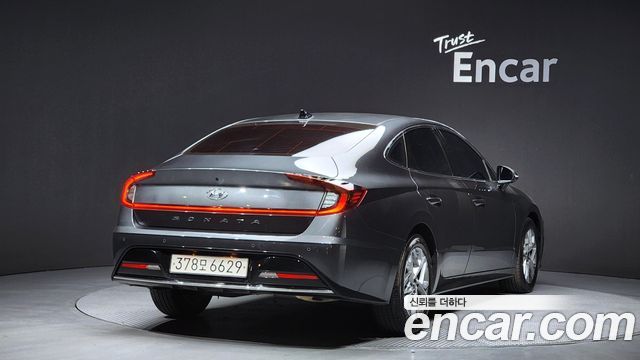 Hyundai Sonata 2.0 Premium Plus — пробег 71 345 км — фото 2 из 5