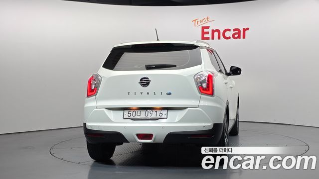 Ssangyong TIBOLI из Кореи Encar