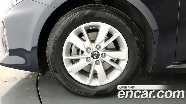 Kia K5 из Кореи Encar