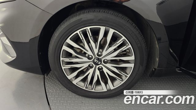 Kia K7 из Кореи Encar