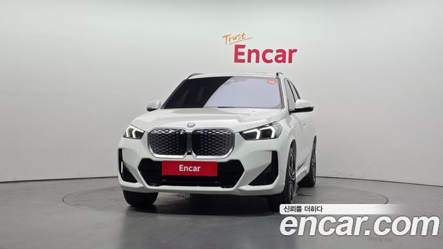 BMW iX1 из Кореи Encar