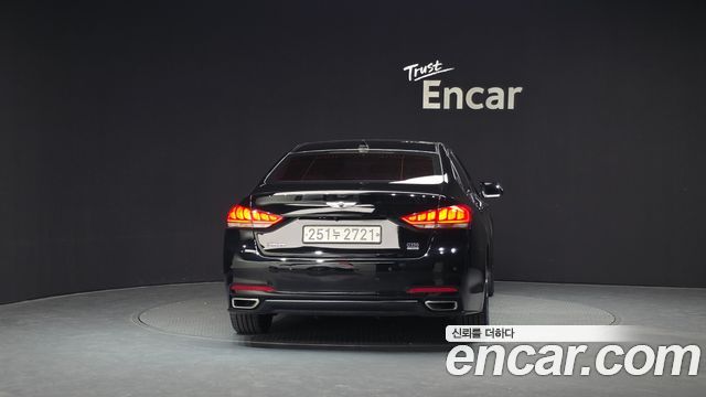 Hyundai Genesis из Кореи Encar