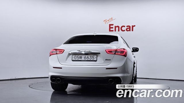 Maserati Ghibli из Кореи Encar