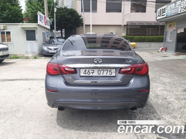 Infiniti Q70 3.7 AWD — пробег 156 940 км — фото 4 из 5