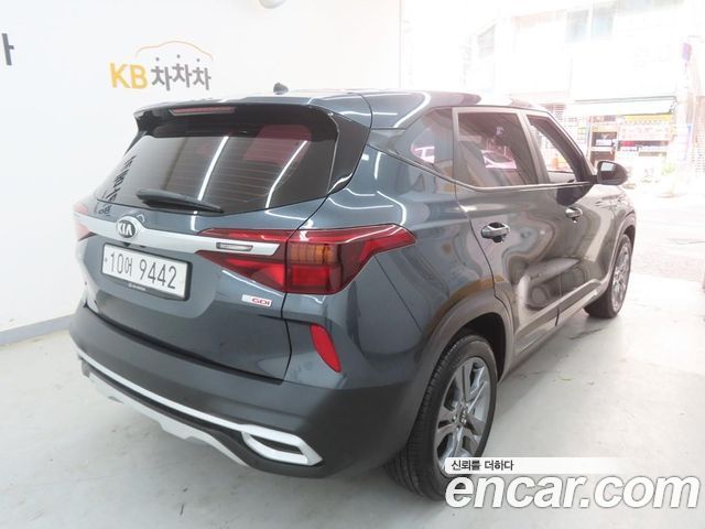 Kia Seltos из Кореи Encar