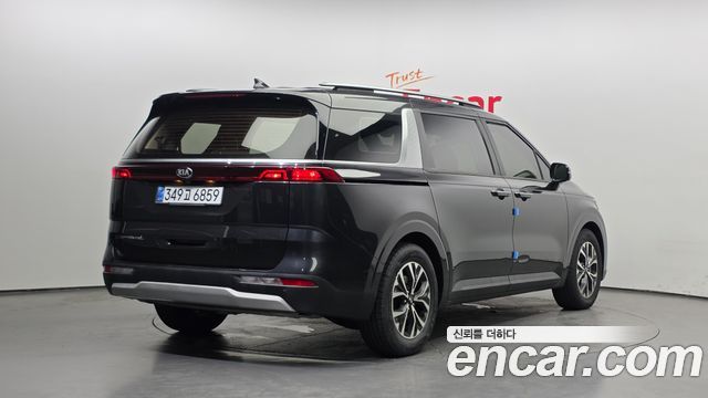 Kia Carnival из Кореи Encar
