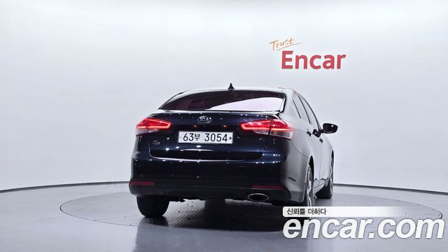 Kia K3 из Кореи Encar