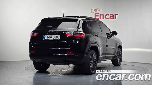 Jeep Compass из Кореи Encar