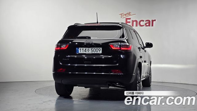 Jeep Compass из Кореи Encar