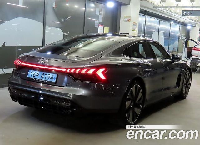 Audi e-tron GT из Кореи Encar