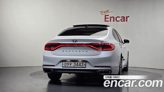 Hyundai Grandeur из Кореи Encar