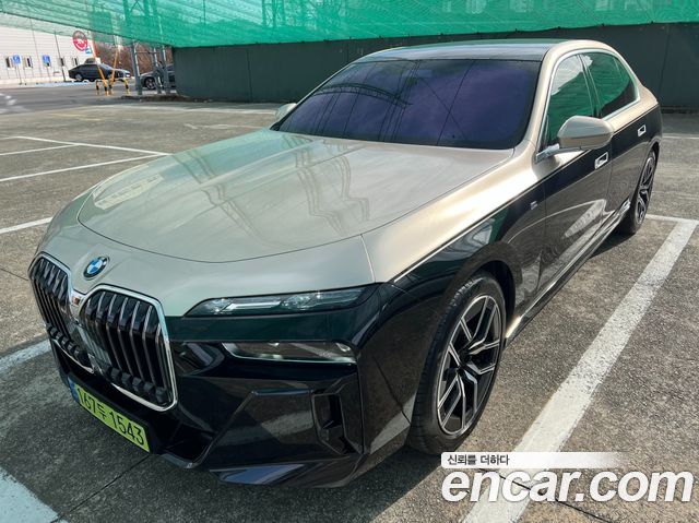 BMW 7-Series 740i xDrive M Sport — пробег 46 000 км — фото 1 из 5