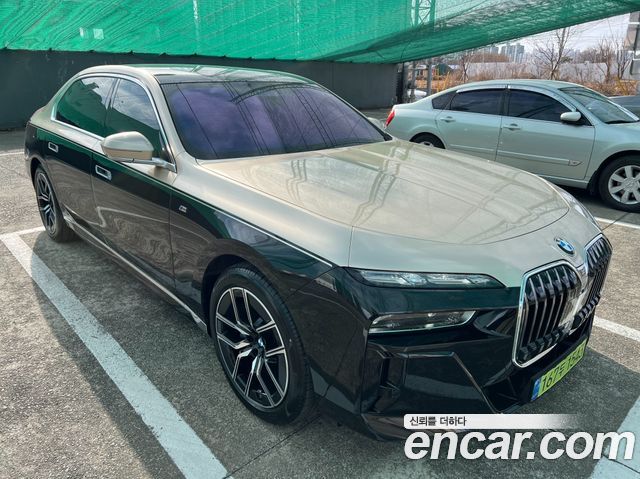 BMW 7-Series 740i xDrive M Sport — пробег 46 000 км — фото 3 из 5