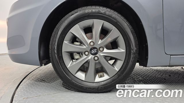 Hyundai Accent из Кореи Encar