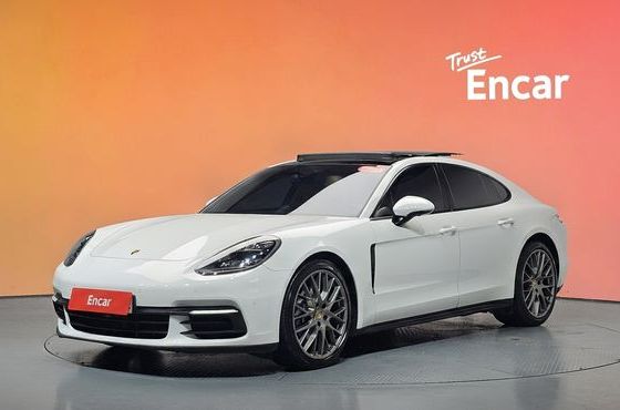 Porsche Panamera 3.0 AWD — пробег 140 255 км — фото 1 из 5