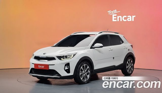 Kia Stonic из Кореи Encar