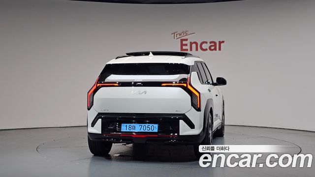 Kia EV3 из Кореи Encar