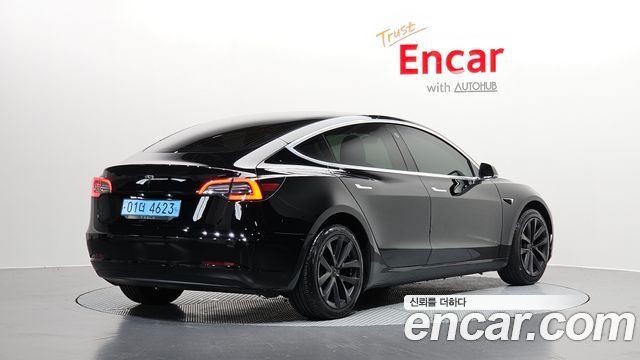 Tesla Model 3 Standard Range Plue RWD — пробег 64 236 км — фото 2 из 5