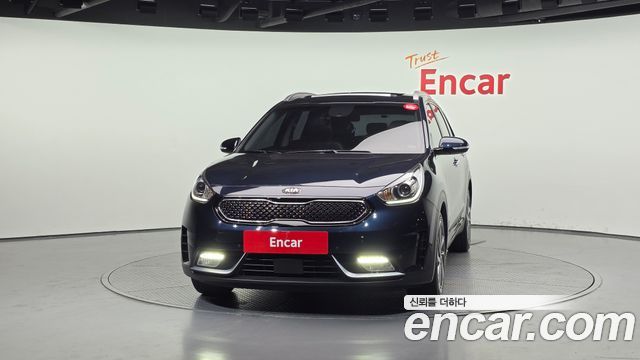 Kia Niro Noblesse — пробег 135 003 км — фото 3 из 5