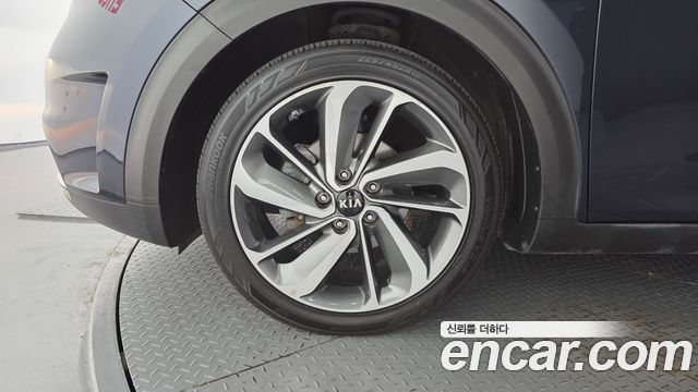 Kia Niro Noblesse — пробег 135 003 км — фото 5 из 5