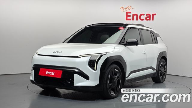 Kia EV3 Long Range 2WD GT Line — пробег 33 775 км — фото 1 из 5