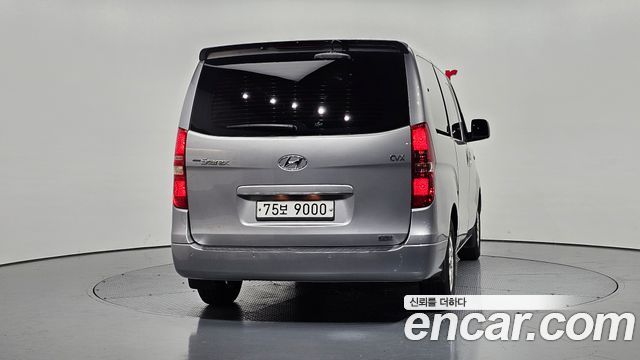 Hyundai Starex 11-Seater Wagon CVX Premium — пробег 95 503 км — фото 4 из 5