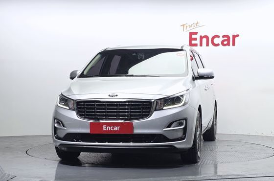 Kia Carnival 11-Seater Prestige — пробег 30 341 км — фото 3 из 5