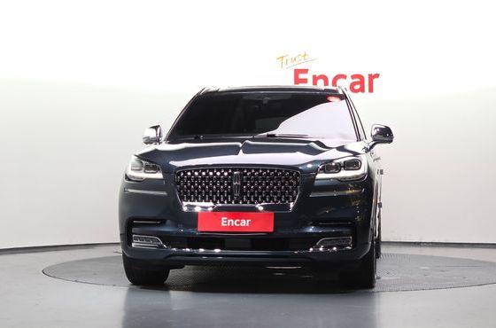 Lincoln Aviator 3.0 Black Label AWD — пробег 16 751 км — фото 3 из 5