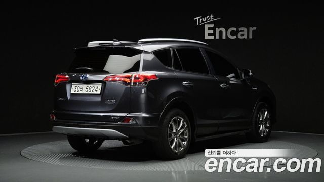 Toyota RAV4 2.5 4WD Hybrid 4th — пробег 89 159 км — фото 2 из 5