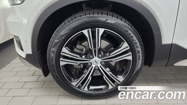 Volvo XC40 из Кореи Encar