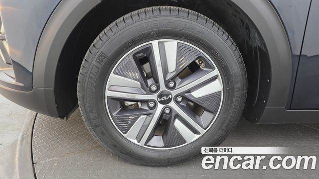 Kia Niro 1.6 HEV Prestige — пробег 126 175 км — фото 5 из 5